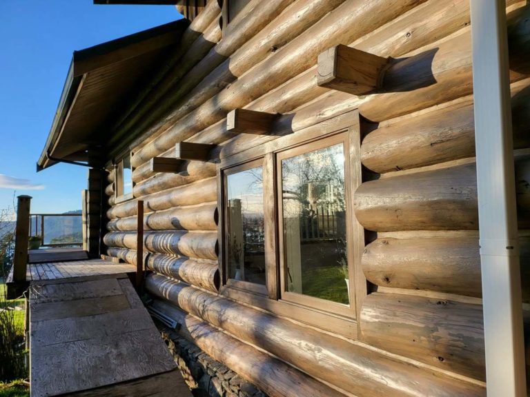 Chewelah Capture Log Stain Weathered Wood Sashco